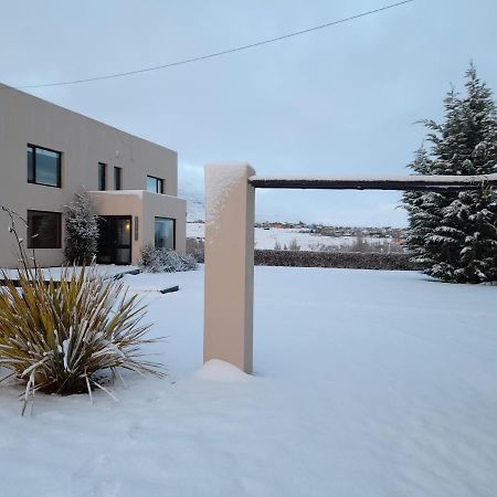 Casa Luminosa Con Parque Y Vista Espectacular Apartment El Calafate Ngoại thất bức ảnh